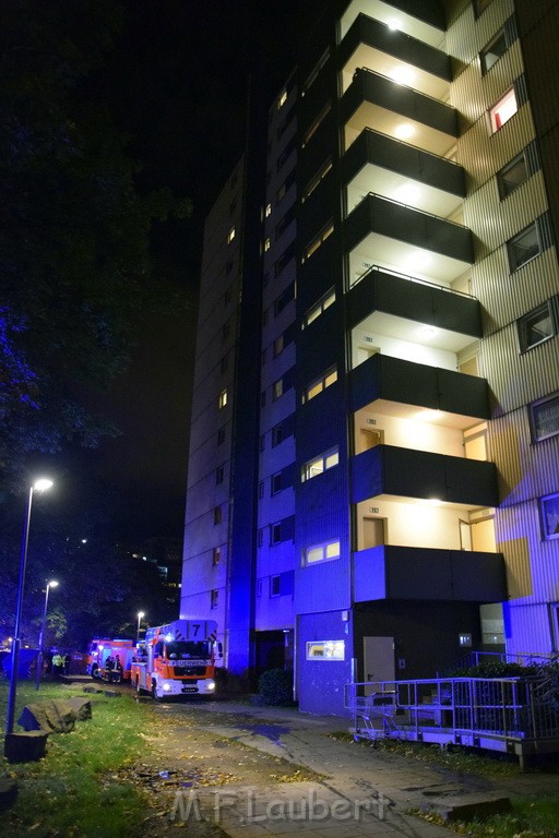 Feuer 2 Koeln Porz Finkenberg Steinstr Konrad Adenauerstr P34.JPG - Miklos Laubert